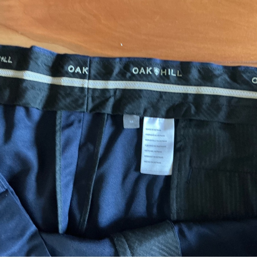 Oak Hill 2 pairs shorts Navy and khaki Shorts size 54 - Picture 3 of 3